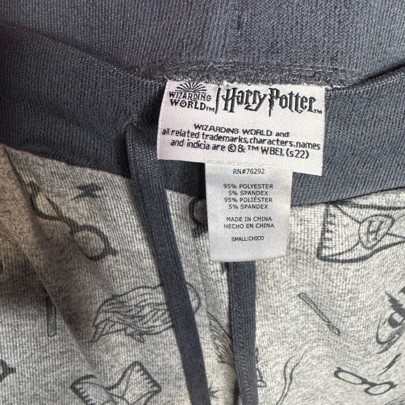 Gray Harry Potter Pajama Set - Picture 3 of 3